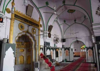 Hyderabad: Mosques offer free education, skill development amid school closure
