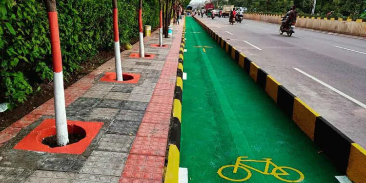 Plans for cycle tracks in Hyderabad get rolling
