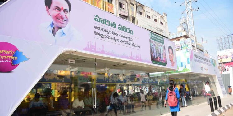 411 bus shelters to come up in Hyderabad