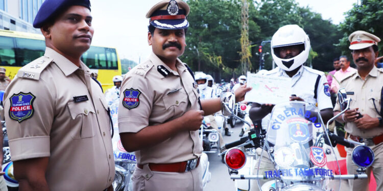 Cyberabad cops launch ten more Traffic Task Force teams to ensure free flow of traffic