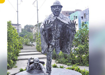 Vibrant street art is scattered throughout Hyderabad’s environment.