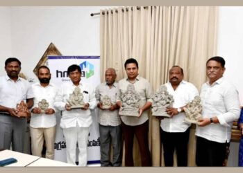 Hyderabad: GHMC to distribute 5 lakh clay Ganesha idols for free