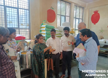 The food safety team conducts raids on schools and hostels in Telangana.