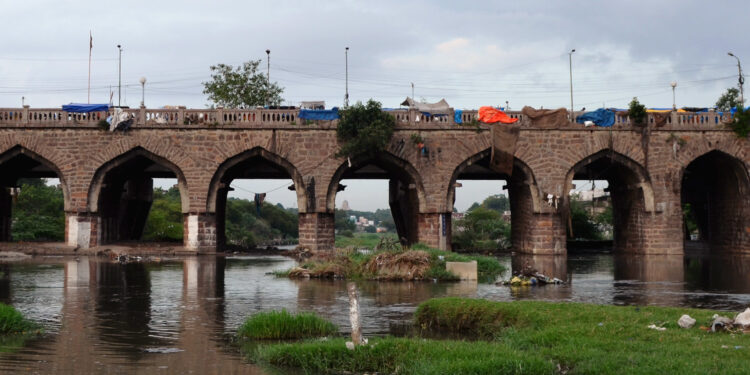 Hyderabad: Government to assess the structural stability of River Musi’s bridges.