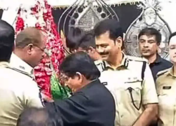 Hyderabad Commissioner visits Bibi ka Alawa ahead of Ashura.