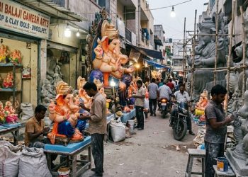 Dhoolpet’s Race Against Time: Inside Hyderabad’s Ganesh Idol Frenzy